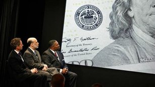 Jim Rogers: Ben Bernanke je absolutní katastrofa, Fed bych zrušil a zlato ještě nemá dno za sebou