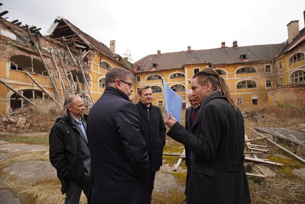 Bartoš: Pevnostní města je potřeba zachránit. Ministerstvo pro místní rozvoj připravilo plán směřují